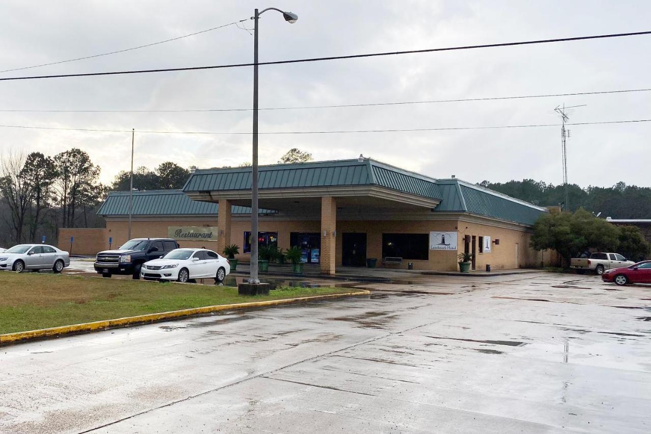 Landmark Hotel Leesville Exterior photo